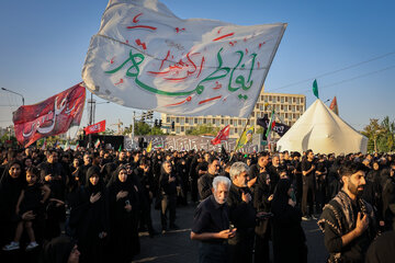 مراسم آیینی خیمه سوزان ظهر عاشورا - مشهد
