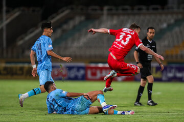 پلی‌آف لیگ قهرمانان آسیا: چادرملو - پرسپولیس