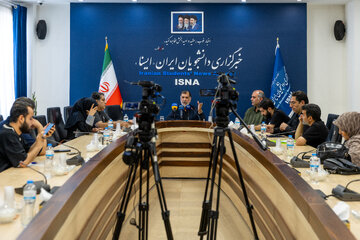 نشست خبری دبیر کل جامعه اسلامی مهندسین در ایسنا