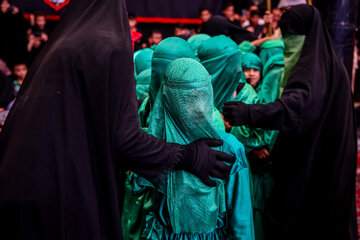 مراسم تعزیه خوانی دوازدهم محرم در حسینیه کرمانی های مشهد