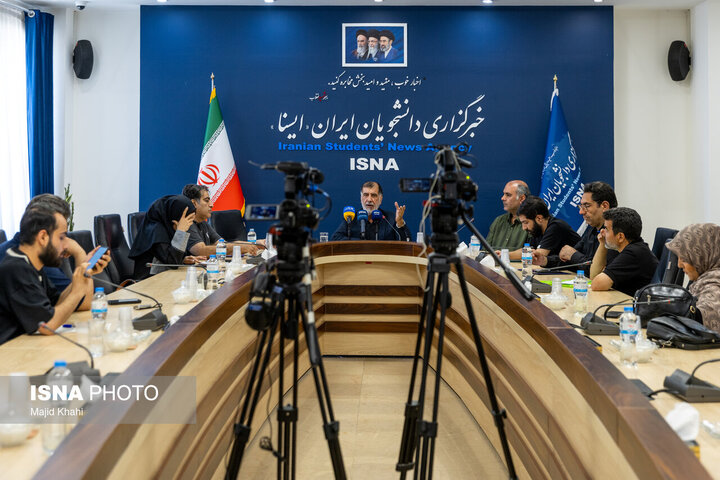 باهنر: اینکه عده‌ای علیه مذاکره تجمع کنند قابل‌قبول نیست/تریبون‌داران حواس‌شان جمع باشد