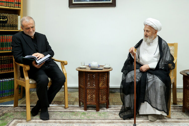Pezeshkian: Restoring mosques to their proper role can resolve many social issues