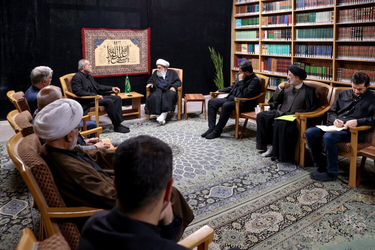 پزشکیان در دیدار با کریمی جهرمی: تأکید بر مسیر دیپلماسی برای حل مشکلات