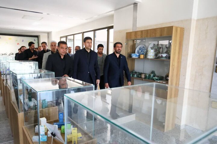 افتتاح&nbsp;مرکز رشد و توسعه اقتصاد دیجیتال همدان با حضور وزیر ارتباطات