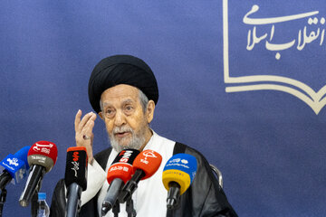 رونمایی از اسناد امام شهید