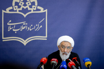 حجت‌الاسلام والمسلمین مصطفی پورمحمدی، رییس مرکز اسناد انقلاب اسلامی 