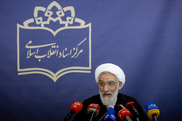حجت‌الاسلام والمسلمین مصطفی پورمحمدی، رییس مرکز اسناد انقلاب اسلامی 