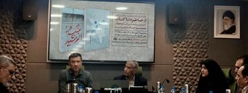 «جنگ در الرشید» و «صنم»  رونمایی و نقد شدند