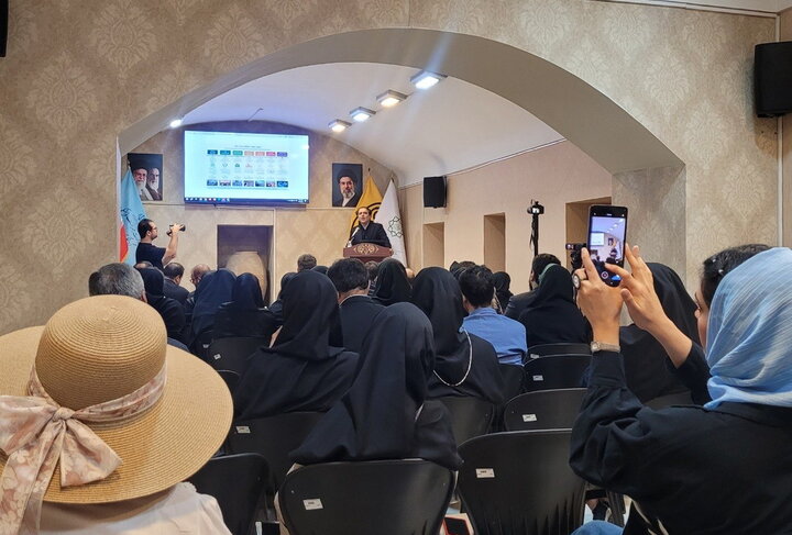 اشتباه مسجد خرمشهر را در کاخ گلستان تکرار نکنیم!