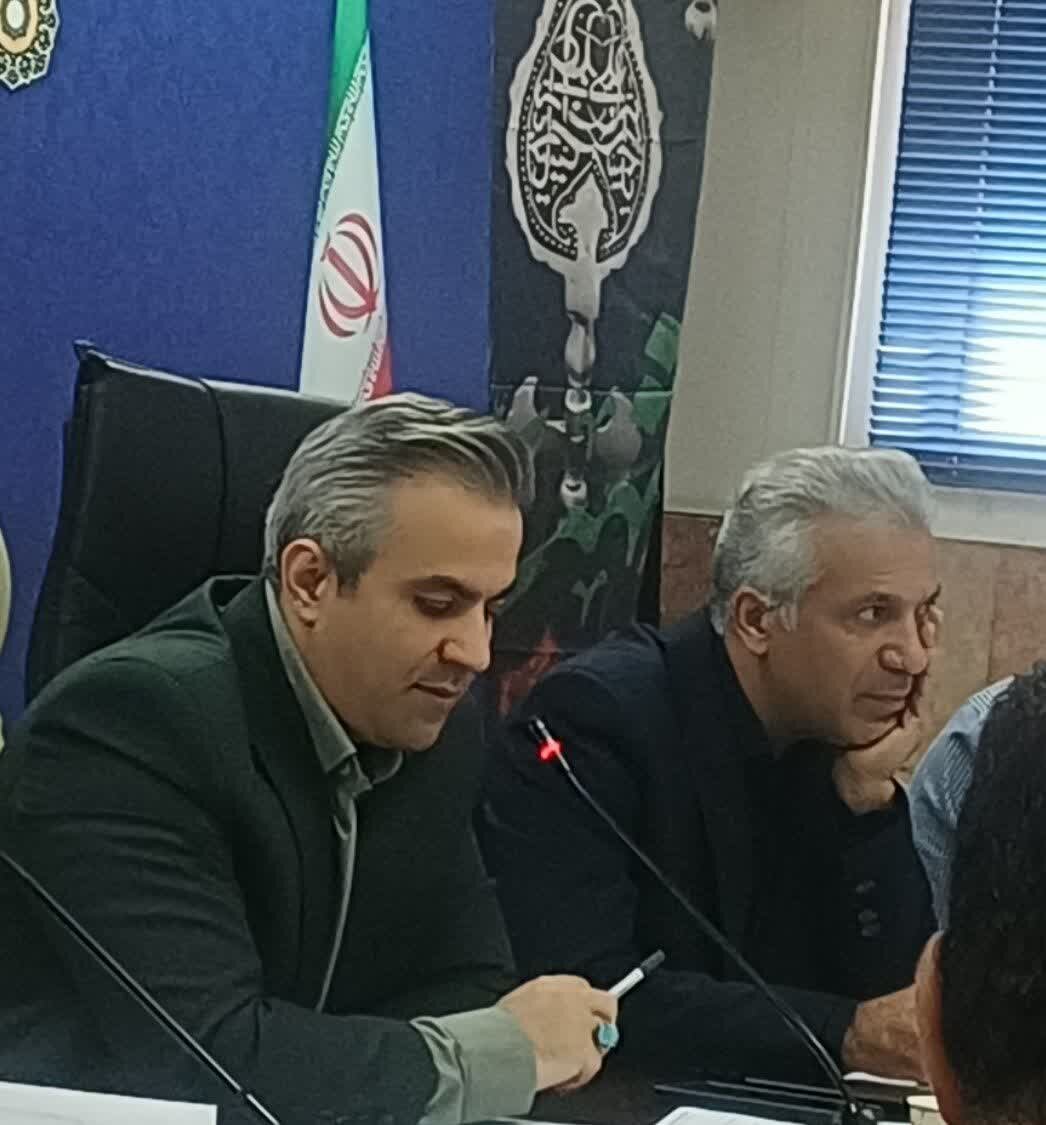 فرماندار قائمشهر تاکید کرد: پرهیز از اقدامات جزیرهای در اجرای برنامههای فرهنگی و مذهبی
