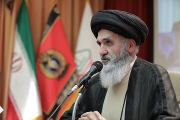 آقاجانپور: تشییع باشکوه قائد شهید، جلوه‌ای از وفاداری ملت ایران و اقتدار جهان سلام می‌شود