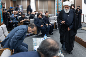 آیت‌الله علی‌اکبر رشاد، رئیس پژوهشگاه فرهنگ و اندیشه اسلامی در آیین افتتاحیه نخستین همایش بین‌المللی «مکتب امام مجاهد شهید»