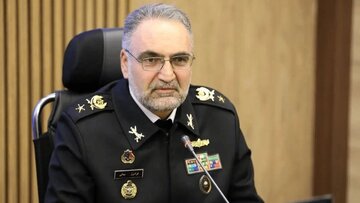 حضور همه‌ جانبه نیروی دریایی ارتش در آیین وداع و تشییع رهبر شهید انقلاب