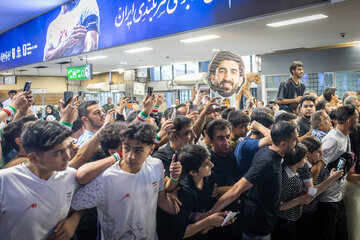 ورود کاروان تیم ملی جمهوری اسلامی ایران به کشور