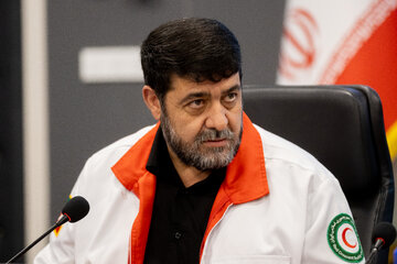 پیر حسین کلیوند، رییس جمعیت هلال احمر در نشست کمیته امداد و درمان ستاد تشییع رهبر شهید انقلاب