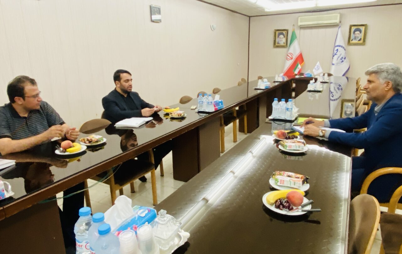 رئیس جهاد دانشگاهی هرمزگان: «هم‌افزایی فناورانه» راهکار حل چالش‌های زیرساختی استان است