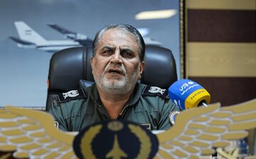 خدمات نیروی هوایی ارتش به حاضران در مراسم وداع و تشییع رهبر شهید