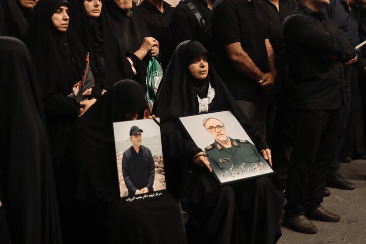 پیکر دریادار دوم محمد اکبرزاده، در ساری تشییع شد
