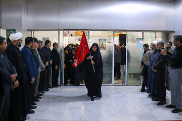 اعزام اولین کاروان شرکت‌کنندگان در مراسم تشییع پیکر امام شهید - بندرعباس