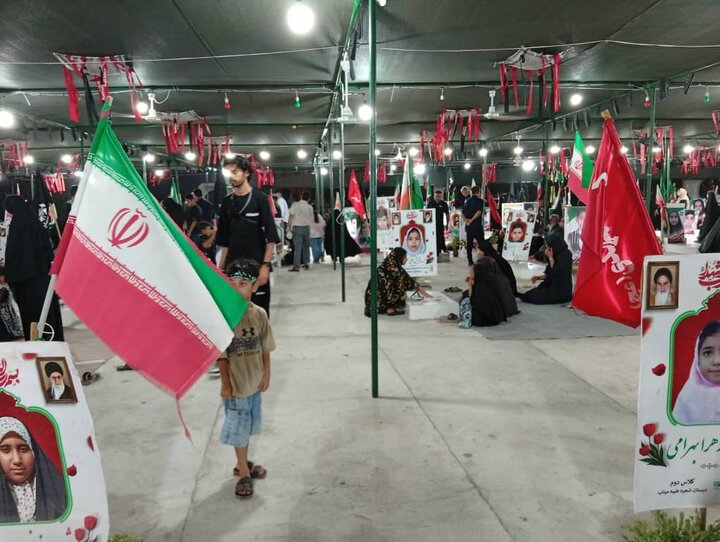 بغض نیمکتهای خالی مدرسه «شجرهطیبه»/ وقتی الفبا با خون کودکان میناب ورق خورد