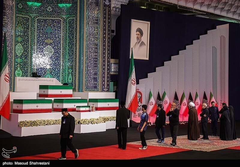 حجتالاسلام محمودی: جهان قدرت پیوند ملت و ولایت را در مراسم تشییع مشاهده میکند