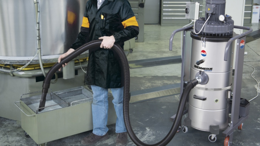 چرا جاروبرقی صنعتی کسری یکی از اولین انتخاب‌های صنایع و کارخانجات است؟