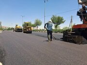 تداوم بهسازی کمربندی شیراز/ عملیات آسفالت در محورهای پرتردد شهر ادامه دارد