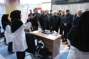 بازدید میدانی عارف از اماکن اسکان و درمان زائران مراسم تشییع رهبر شهید