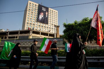 ساعات ابتدایی مراسم وداع با رهبر شهید انقلاب - اتوبان شهید سلیمانی 