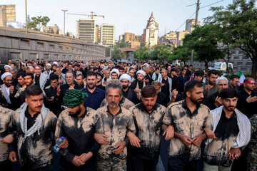 مراسم وداع با رهبر شهید انقلاب مصلی تهران - خیابان پاکستان