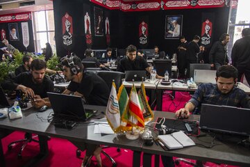 حضور خبرنگاران داخلی و خارجی در نخستین روز مراسم وداع با رهبر شهید انقلاب