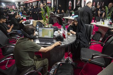 حضور خبرنگاران داخلی و خارجی در نخستین روز مراسم وداع با رهبر شهید انقلاب