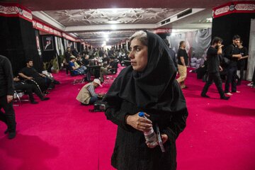 حضور خبرنگاران داخلی و خارجی در نخستین روز مراسم وداع با رهبر شهید انقلاب