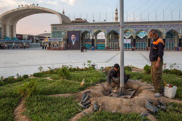 آماده سازی شهر قم پیش از مراسم تشییع رهبر شهید