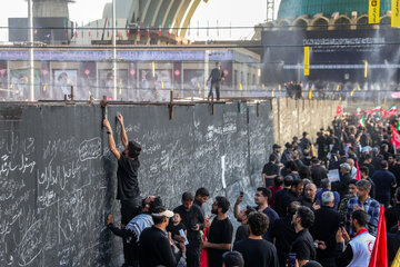 نخستین روز مراسم وداع با رهبر شهید انقلاب