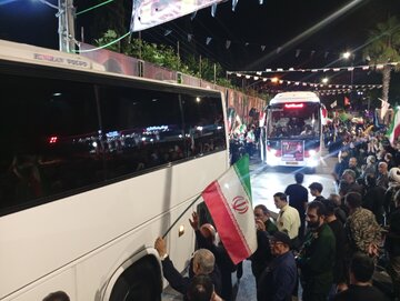 بدرقه کاروان زائران آستارایی اعزامی به مراسم تشییع پیکر رهبر شهید انقلاب
