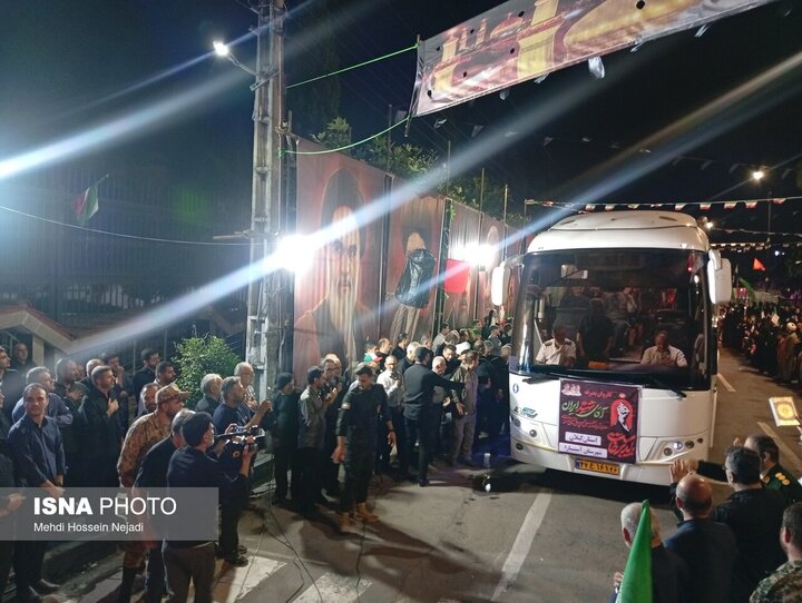 بدرقه کاروان زائران آستارایی به مراسم تشییع پیکر رهبر شهید انقلاب