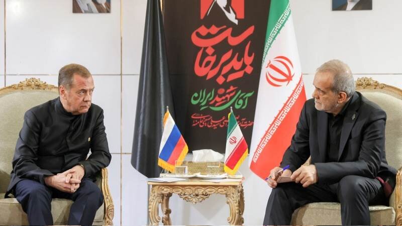 مسکو برای حل مسالمتآمیز برنامه هستهای ایران پیشنهاد دارد