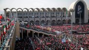 آناتولی: صدها هزار نفر از سوگواران ایرانی بر پیکر رهبر شهیدشان نماز اقامه کردند