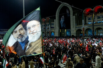 دومین روز مراسم وداع با رهبر شهید انقلاب در مصلای تهران