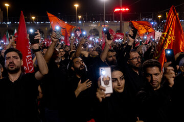 دومین روز مراسم وداع با رهبر شهید انقلاب در مصلای تهران
