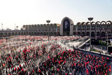 دومین روز مراسم وداع با رهبر شهید انقلاب در مصلای تهران