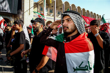 اقامه نماز بر پیکر رهبر شهید انقلاب با حضور جمعی از مسئولان، کارگزاران نظام و اقشار مختلف مردم