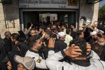 دومین روز مراسم وداع با رهبر شهید انقلاب در مصلای تهران