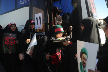 اعزام کاروان شرکت‌کنندگان در مراسم بدرقه و تشییع پیکر امام شهید - شیراز