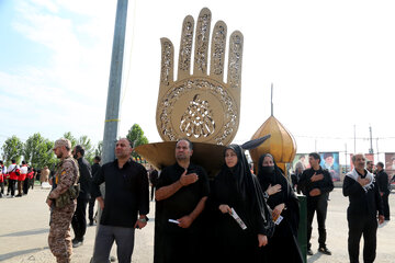 اعزام کاروان شرکت‌کنندگان در مراسم بدرقه و تشییع پیکر امام شهید - اردبیل