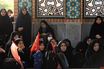 عظیمت دانشگاهیان استان اصفهان برای وداع با رهبر شهید