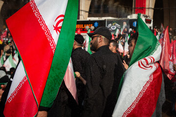 دومین روز مراسم وداع با رهبر شهید انقلاب در مصلای تهران