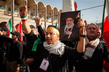 دومین روز مراسم وداع با رهبر شهید انقلاب در مصلای تهران