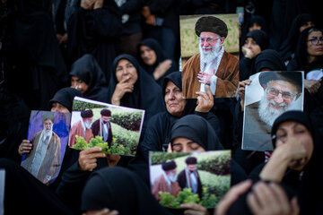دومین روز مراسم وداع با رهبر شهید انقلاب در مصلای تهران